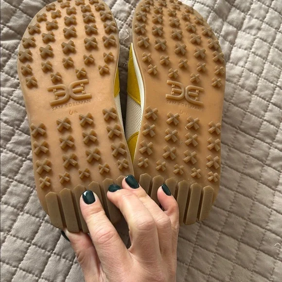 Sam Edelman Layla Sneakers - Picture 4 of 7